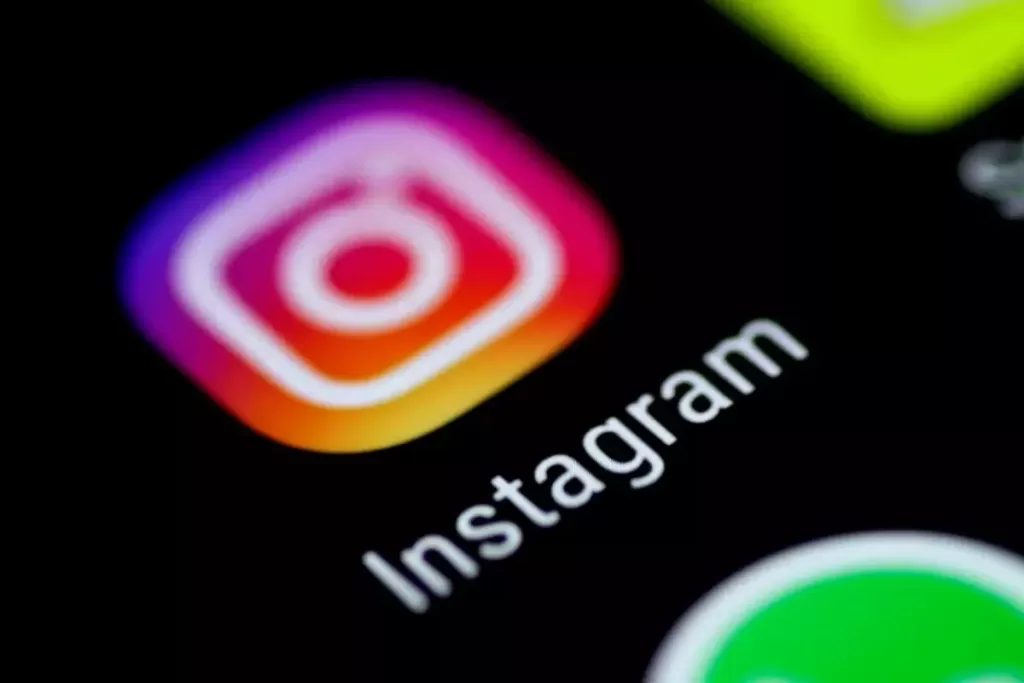 Instagram Keeps Crashing on iOS 17 Fix